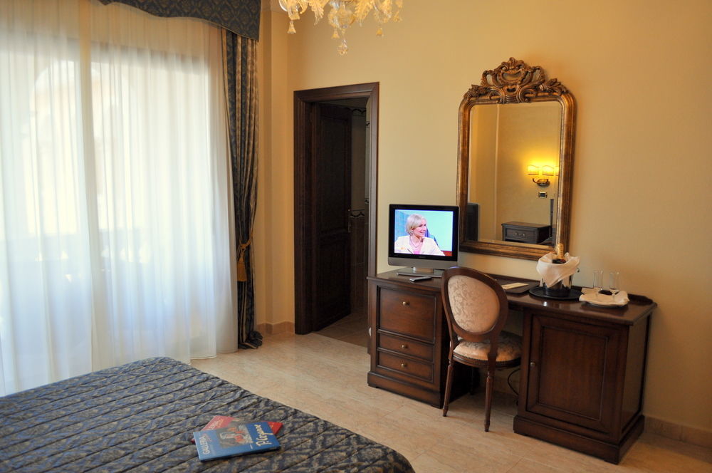 Grand Hotel President Olbia Ngoại thất bức ảnh