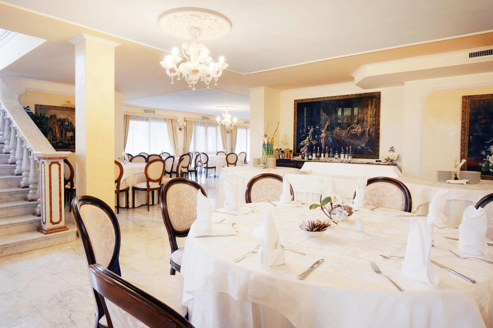 Grand Hotel President Olbia Ngoại thất bức ảnh